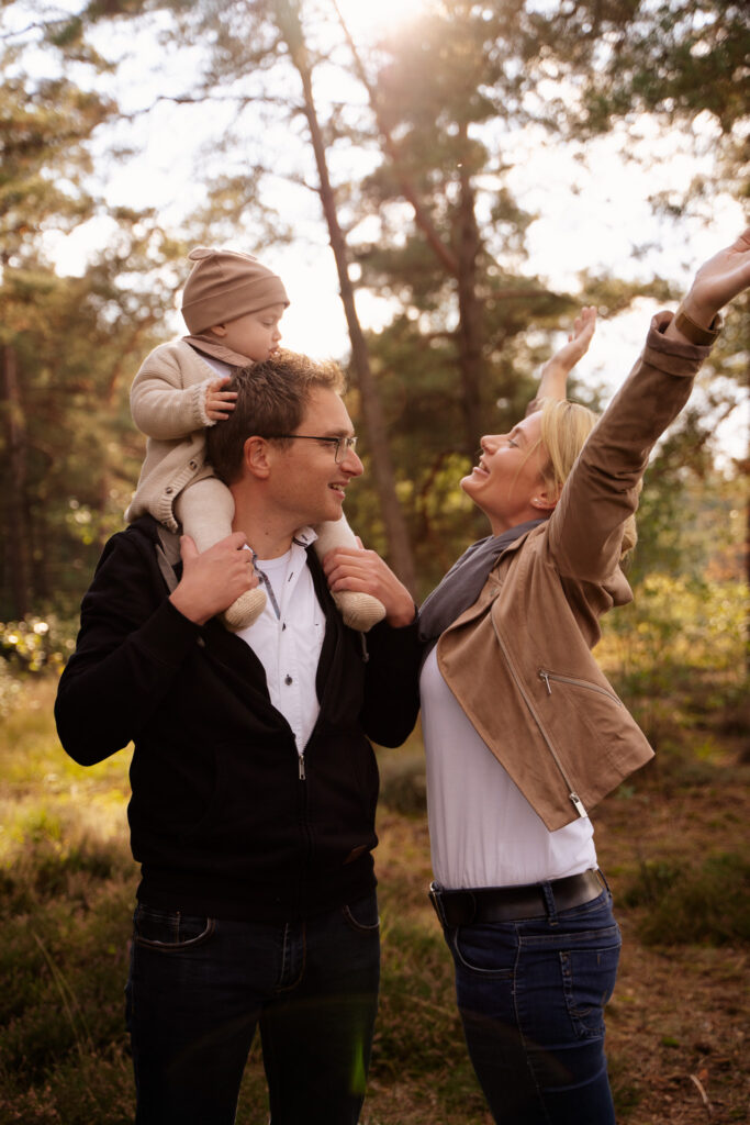 Familienshooting, Eltern mit Kind